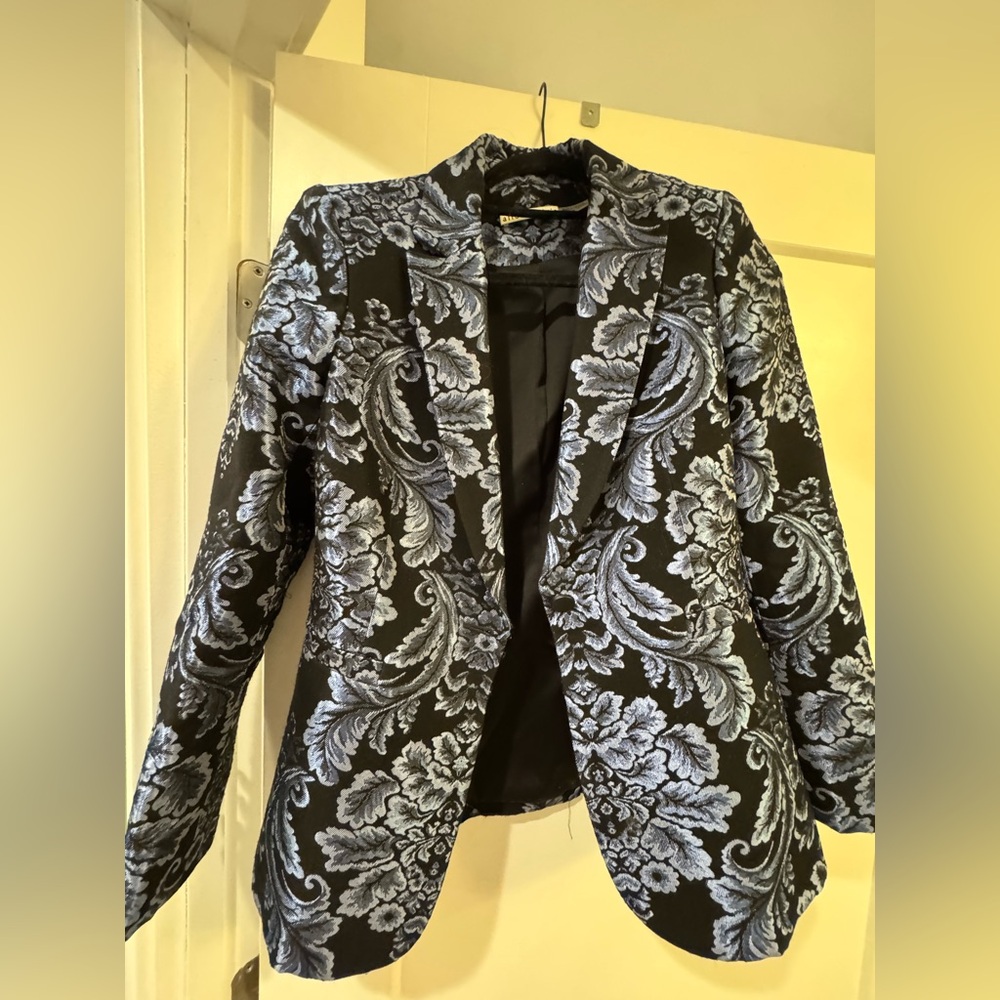 Alice and Olivia size 2 Floral Jacquard Blazer - Black & Light Blue